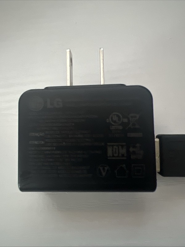 LG-DLC100 Model STA-U17WT AC Adaptor Power Supply Cellphone Charger S/N BA23 EUC gallery