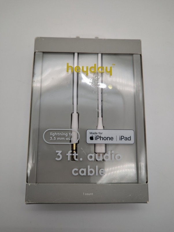 Heyday 3ft Apple 8 Pin To 3.5mm Audio Cable - White - New