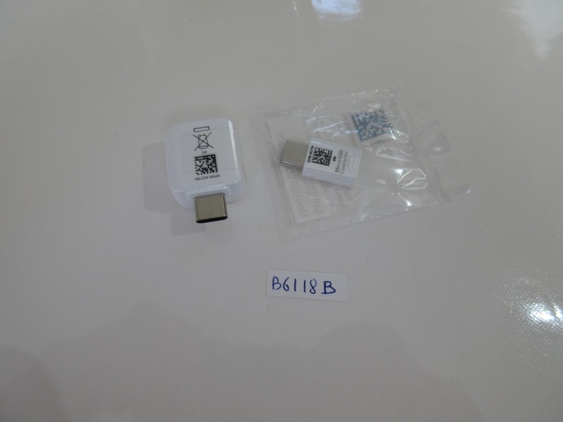 Samsung Type C to USB Adapter and Type-C to Micro USB Adapter gallery