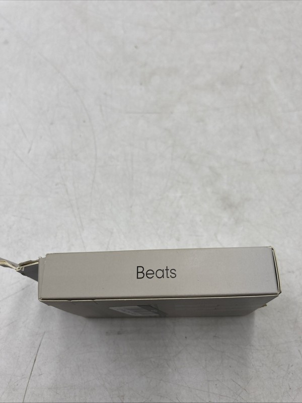 Beats USB-C to USB-C Woven Cable (1.5 m / 5 ft) – Surge Stone gallery