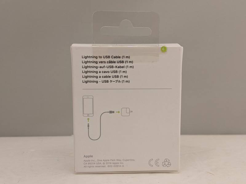 APPLE Lightning to USB Cable | 1m | Charge / Sync | MXLY2AM/A | Model A1480 NEW gallery