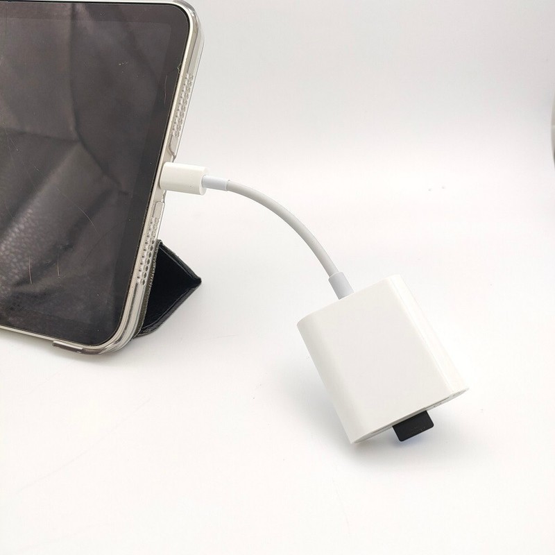 USB C to SD/TF Card Reader, Type C to SD/Micro SD/SDXC/SDHC Card Adapter-0.3fit gallery