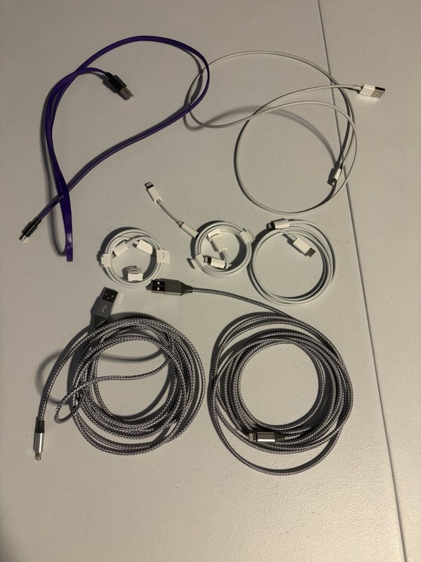 Apple Lightning Charger Bundle