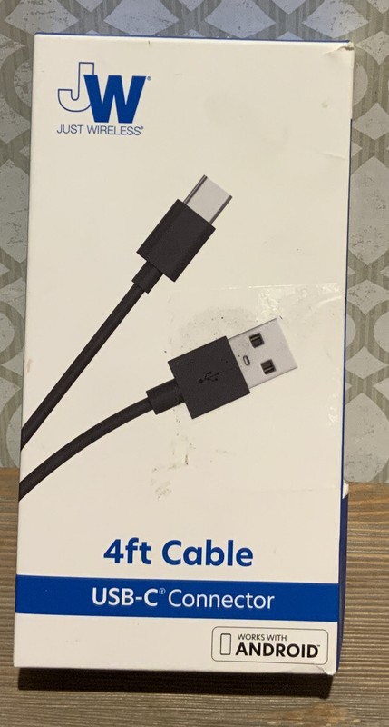 🍒 Just Wireless USB-C 4’ Charging Cable.‼️ Damaged Box ‼️‼️