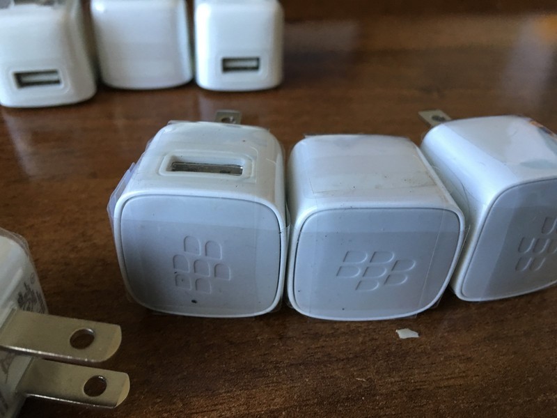 Original BlackBerry 5v 850mA white Cell Phone Charger USB Cube ASY-24481-002