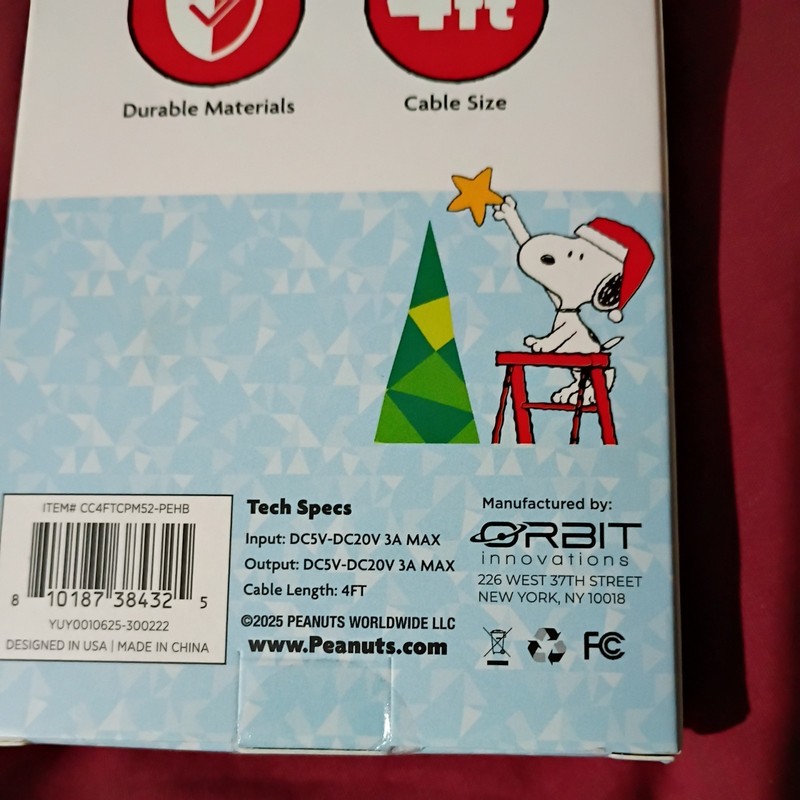 NEW Peanuts USB-C Charging Cable - Snoopy Christmas Wreath 4FT Charger Cord gallery