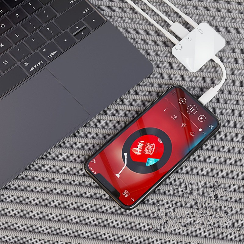 Type-C Sound Card USB 3.5mm Audio Earphone Speaker Mic Live-Streaming Adapter gallery