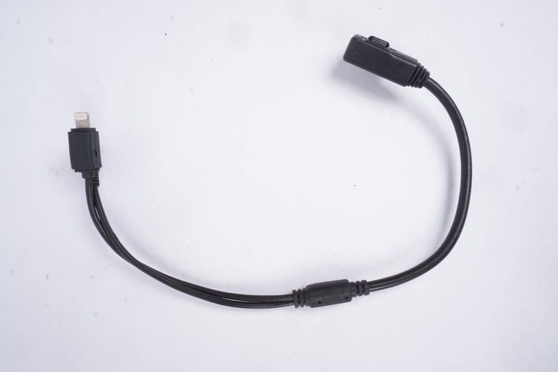 2011 - 2014 AUDI A8 QUATTRO S8 AUX CABLE OEM gallery