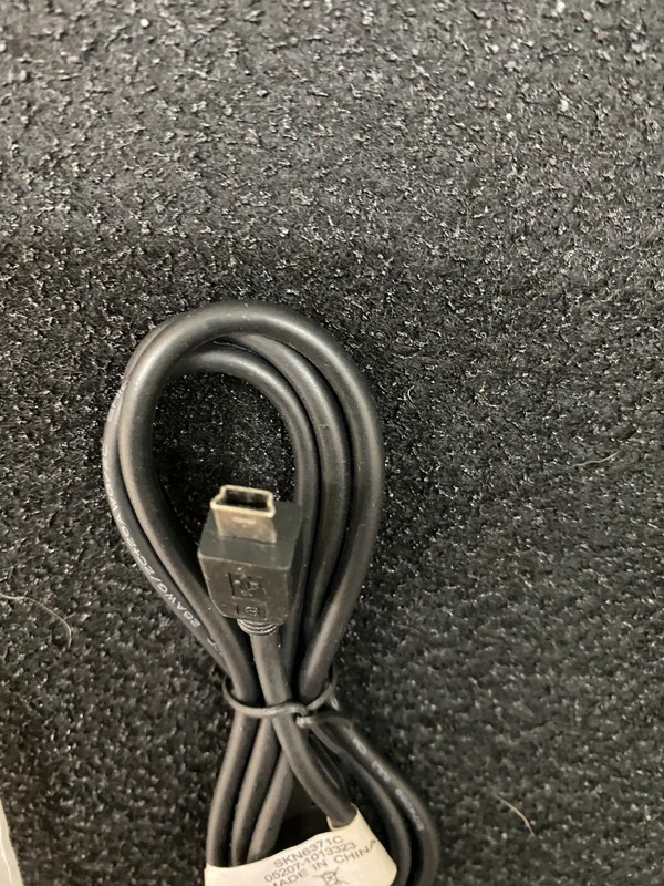 Motorola SKN6371C Mini USB Data Cable 07026-BK-0091329 New gallery