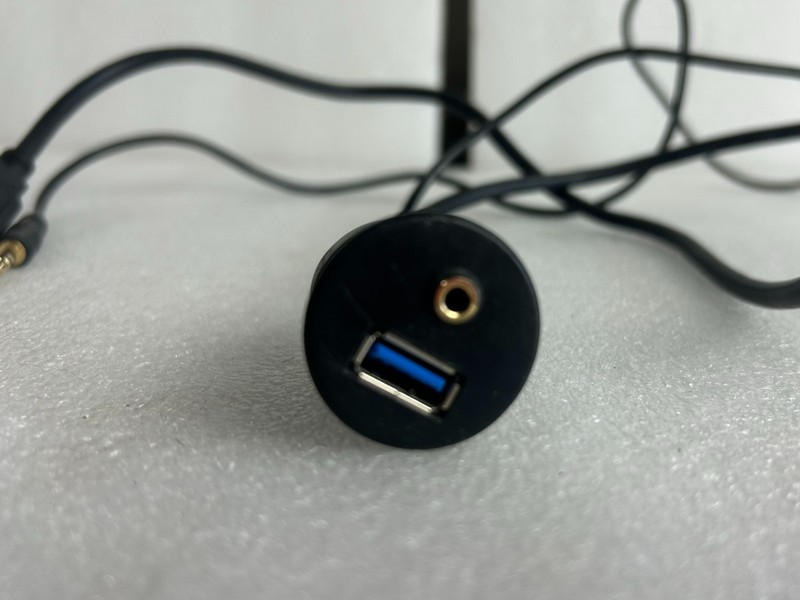 USB to 3.5mm Aux & Mini-USB Audio/Charging Cable