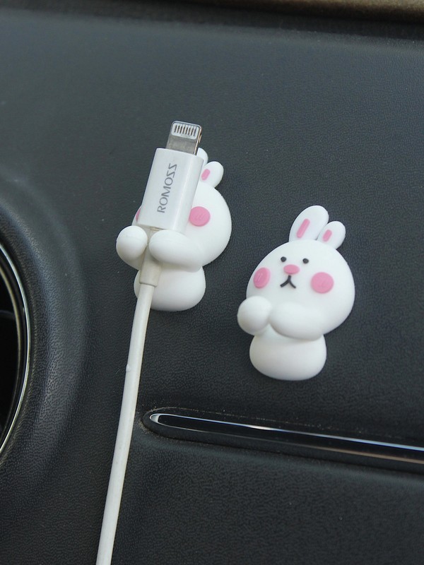 Creative Cartoon Mobile Phone Data Cable Organizer Charging Cable Organizer Head