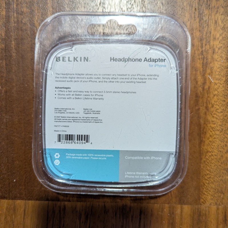 Belkin 3.5mm M to 3.5mm F Headphone Adapter for iPhone/iPod - Black (P48560)NEW gallery