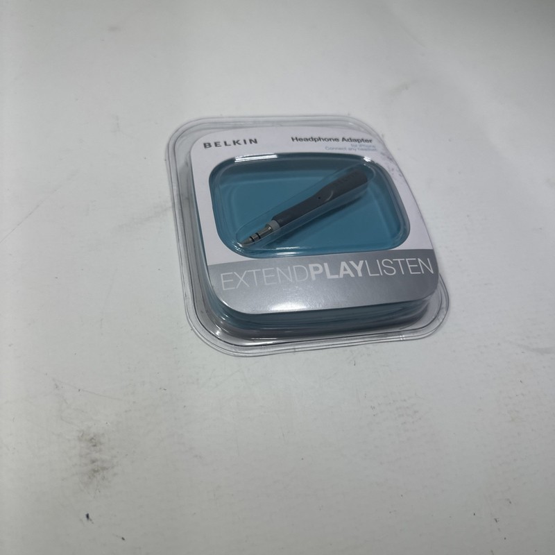 Belkin 3.5mm M to 3.5mm F Headphone Adapter for iPhone/iPod - Black (P48560)NEW