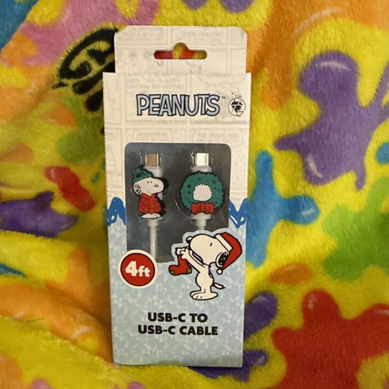 Peanuts Snoopy 4Ft USB-C To USBC Charger Cable Devices Holidays Christmas NIB