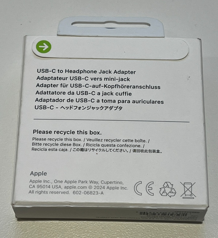 NEW IN BOX - Apple USB-C to 3.5mm Headphone Jack Audio Adapter, White (A2049) gallery