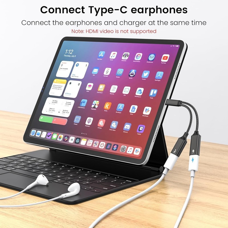 Multi-Functional 60W USB-C Splitter for Gamers & Creators - Charge While Playing gallery