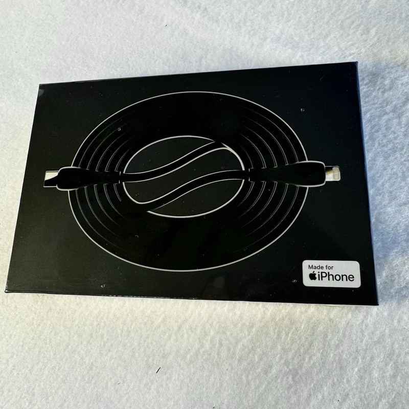 Magfast LUX USB-C To Lightning Made For iPhone 6 Foot Cable See Photos QR Code gallery