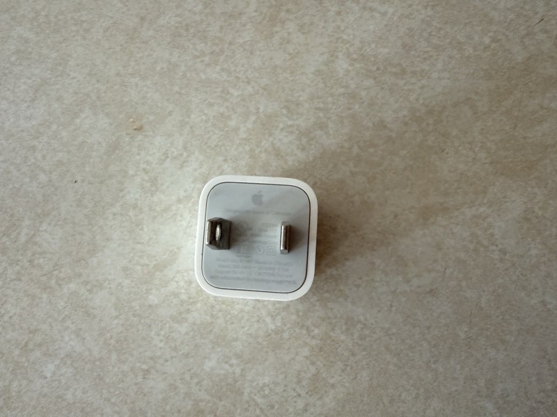 Genuine OEM Apple A1385 5W USB Travel Power Adapter Cube Charger iPhone iPad gallery