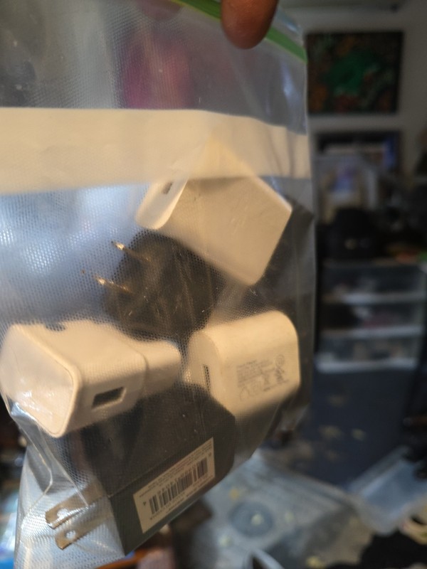 Random lot of 10 usb wall adapters gallery