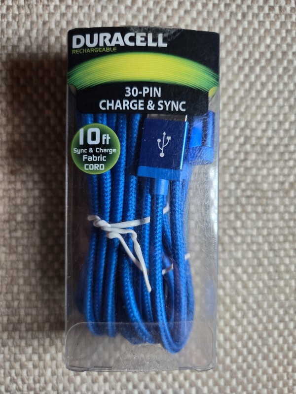 Duracell 30-Pin Charge & Sync Cable w 10 Foot Fabric Cord, Blue NEW