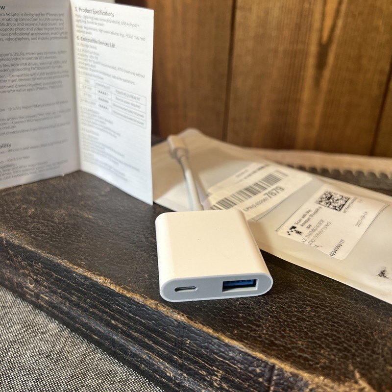 iPhone type connector To USB Camera Adapter, iPhone/iPad, Open Box With Instruct