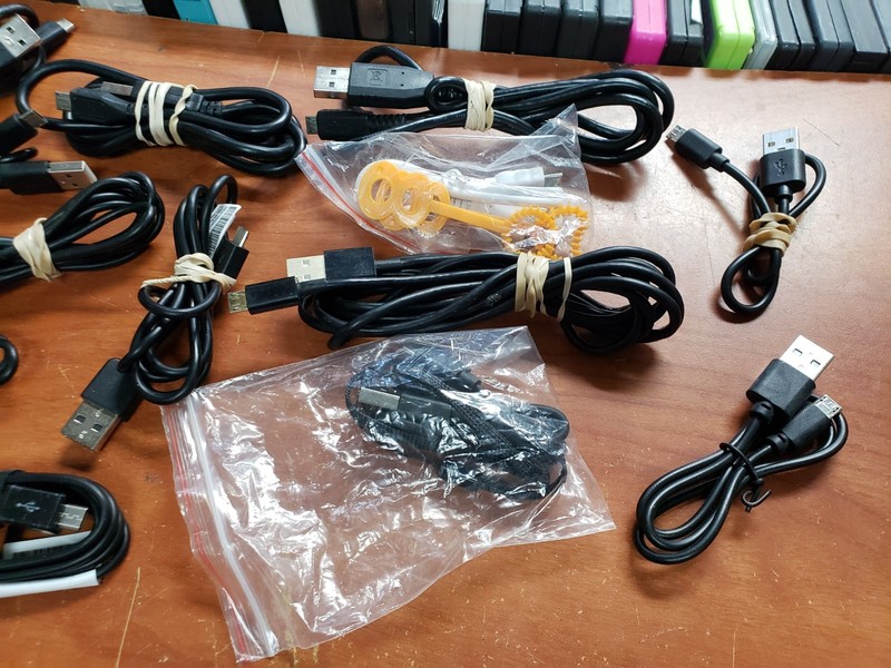 lot of 21 micro usb cables various length untested as-is gallery