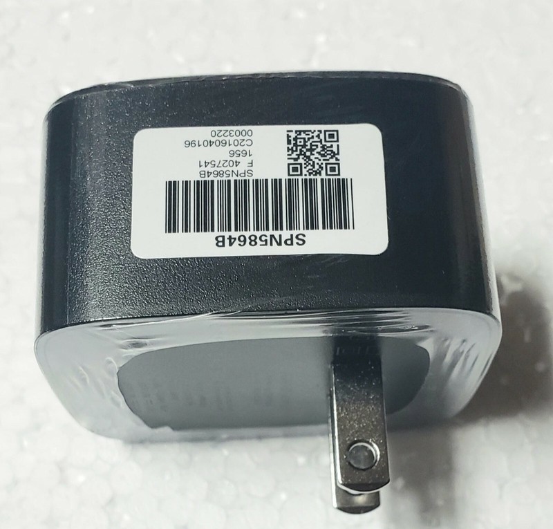 Motorola Oem 15W TurboPower Wall Charger with Original Micro & Type - C Cable gallery