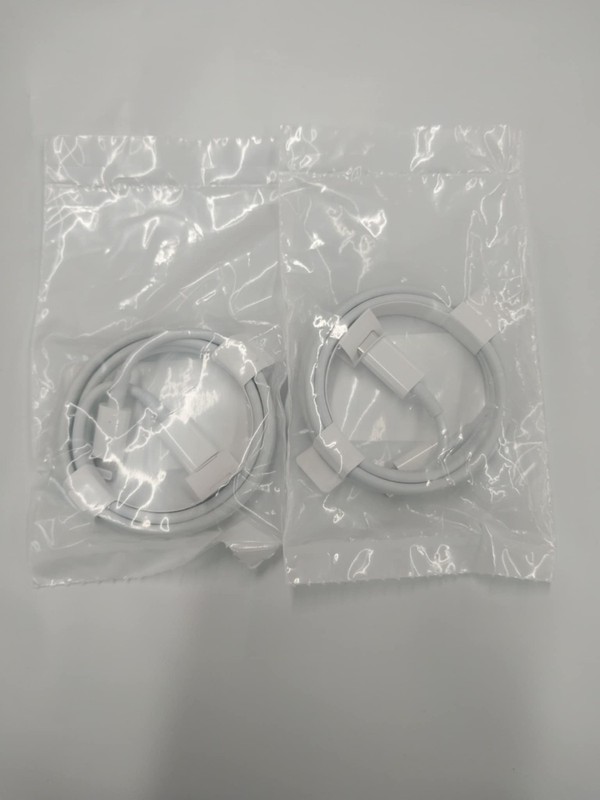 Apple USB-C to Lightning Cable (1 m) Two Pack: Fast and Convenient Charging gallery