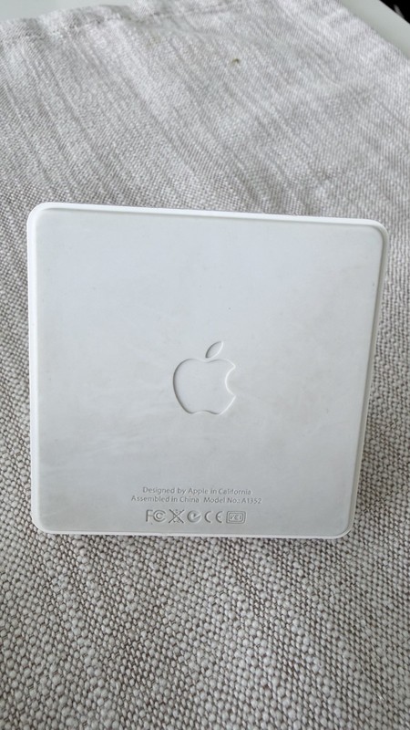 Apple Charge Old Base gallery