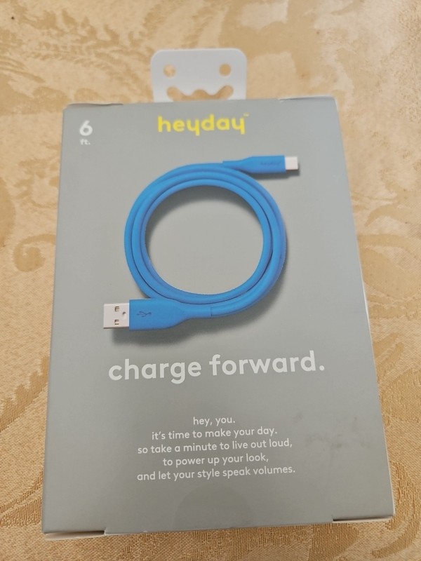 Heyday 6 Ft. USB-A To USB-C Soft Touch Charging Cable Turquoise New Sealed Box gallery