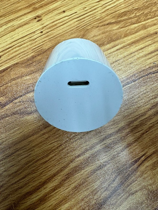 Meta Wall Charger usb-C Fast Charging Cube 18W for Australia gallery