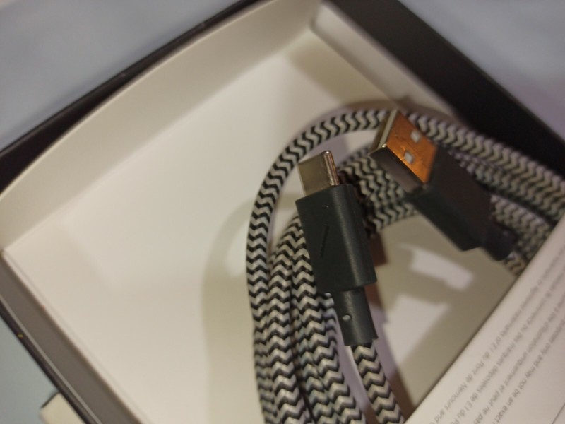 Native Union XL- 10' USB"A' to USB 'C' Charging Cable (Ultra Strength) - Zebra gallery