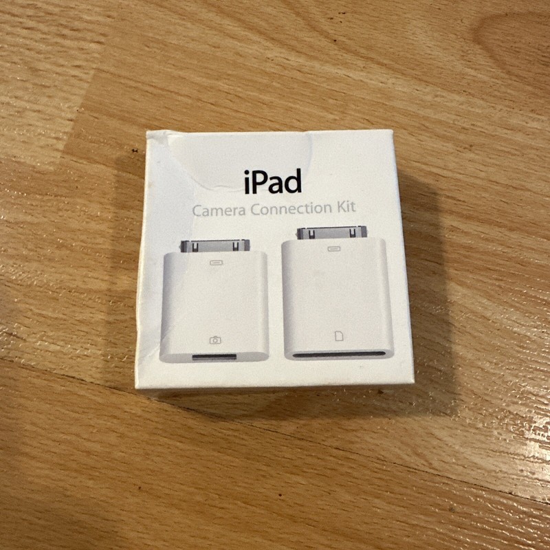 Genuine Apple iPad Camera Connection Kit 30-Pin Connector MC531ZM/A NEW