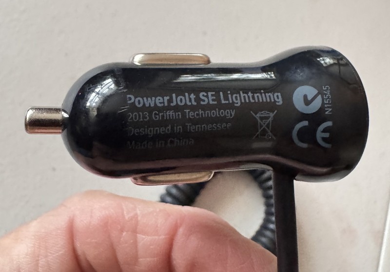 Griffin Power Jolt SE Black Lightening Cable Auto Charging Cord Model #36547 gallery