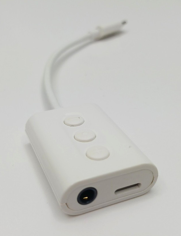Naztech Lightning MFi-Certified to 3.5mm Headphone Adapter Cable w/Volume iPhone gallery