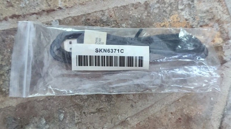 Motorola SKN6371C Mini USB Data Cable.07026-BK-0091329. New gallery