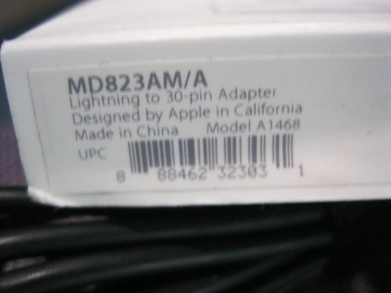 Apple Lightning to 30-pin Adapter - White MD823AM/A - A1468 - FREE SHIPPING gallery