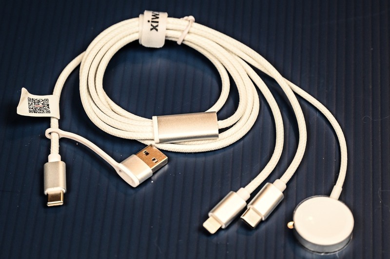 XIWXI 3 in 1 Magnetic Charging Cable for Apple Watch iPhone USB-C Cord