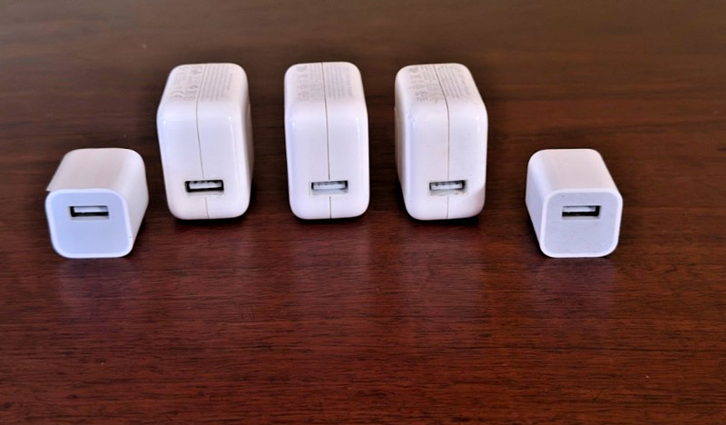 Lot of 5 - Apple USB Power Adapter Charger Wall Cube 5 Watt / 10 Watt / 12 Watt gallery