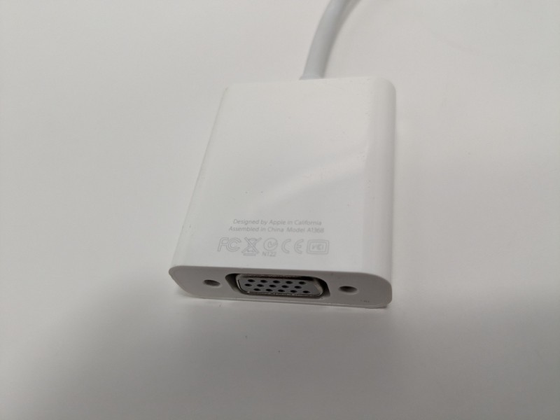 Apple A1368 VGA Adapter 30 pin iPad iPhone MC552ZM/B gallery