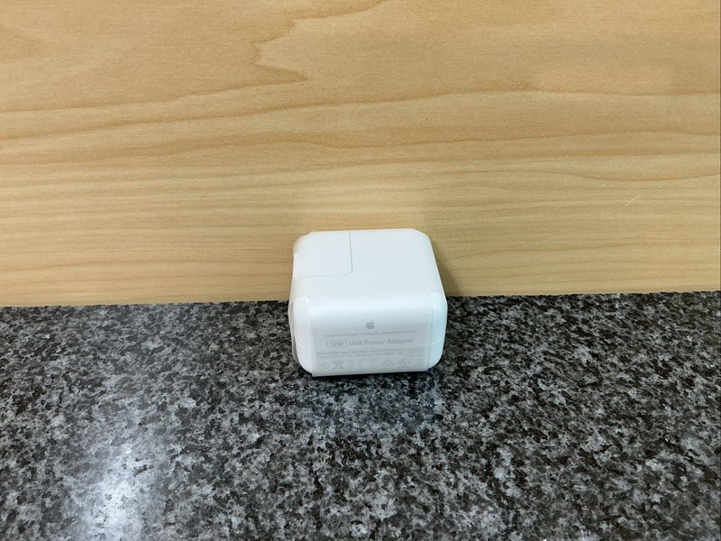 Apple 12 W USB Wall Power Adapter Mode A 1401 gallery