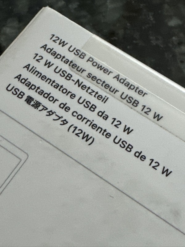 Vintage USB Power adapter Apple - NIB New ! MD836LL/A 12W iPad iPhone A1401 gallery