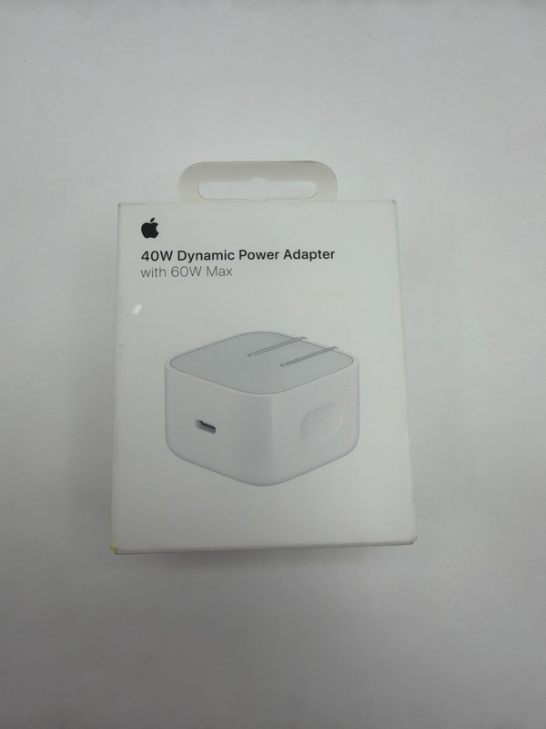 2025 Apple – 40W Dynamic Power Adapter with 60W Max MGKN4AM/A