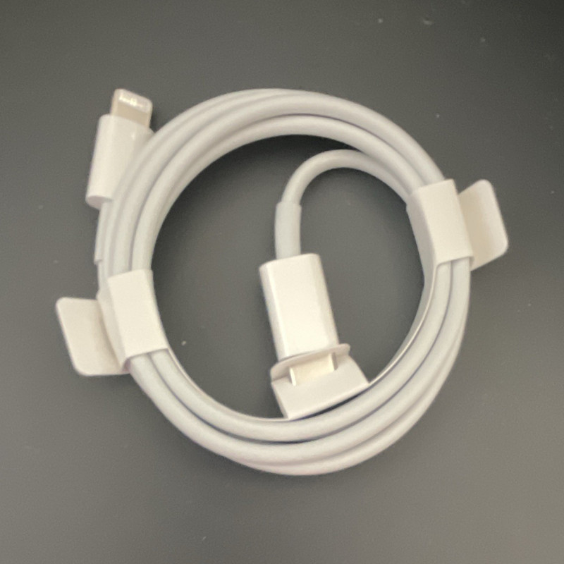 USB-C to Lightning Charging Cable, White, 1m (Less than 10ft.) MFi certified