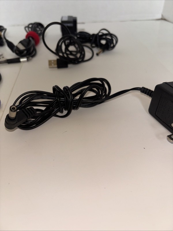 Lot Of 8 Various Charger Cords gallery