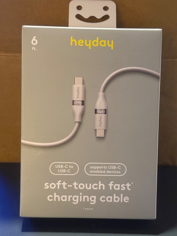 6′ USB-C to USB-C Soft Touch Fast Charging Cable – heyday