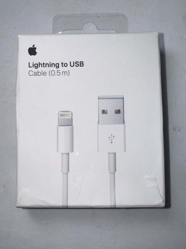 🔥 Apple Lightning to USB Cable (1.6 ft) – White New/Open-Box🔥