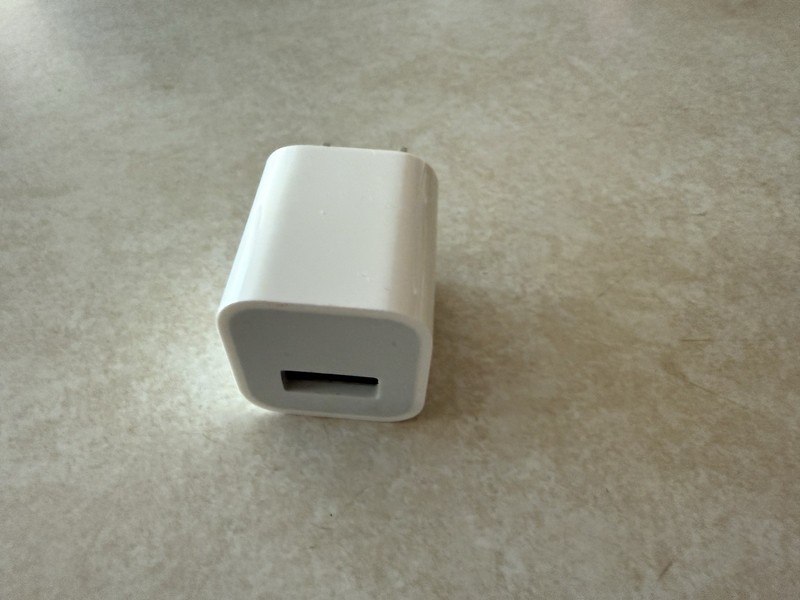 Genuine OEM Apple A1385 5W USB Travel Power Adapter Cube Charger iPhone iPad gallery