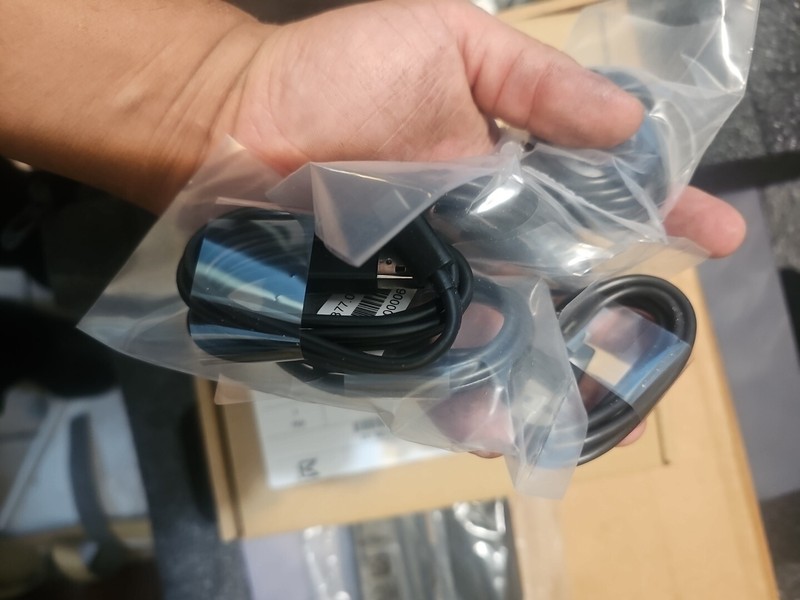 USB Type C DATA CABLE Ruckus Lot Of 100 Color-Black gallery