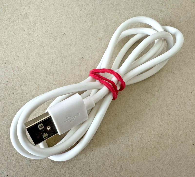 AUKEY Micro USB to USB Cable – White – 32″ – Excellent Clean Condition